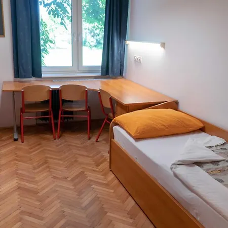 Hostel Dijaski Dom Bezigrad Lublaň