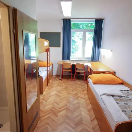 Dijaski Dom Bezigrad Λιουμπλιάνα