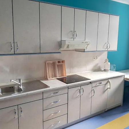 Dijaski Dom Bezigrad 호스텔 *