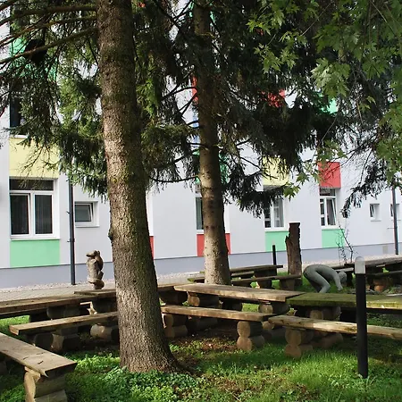 호스텔 Dijaski Dom Bezigrad *