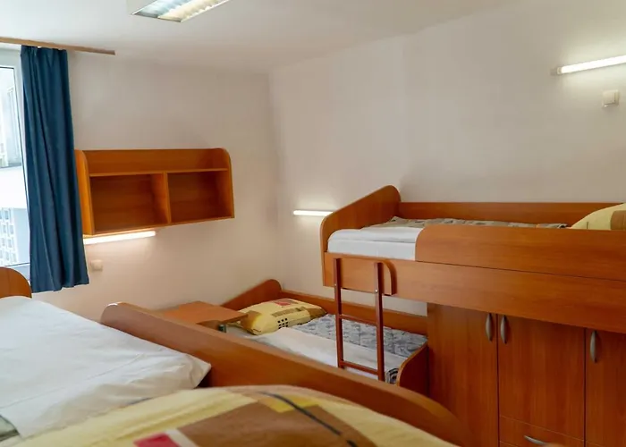 Hostel Dijaski Dom Bezigrad Lublaň