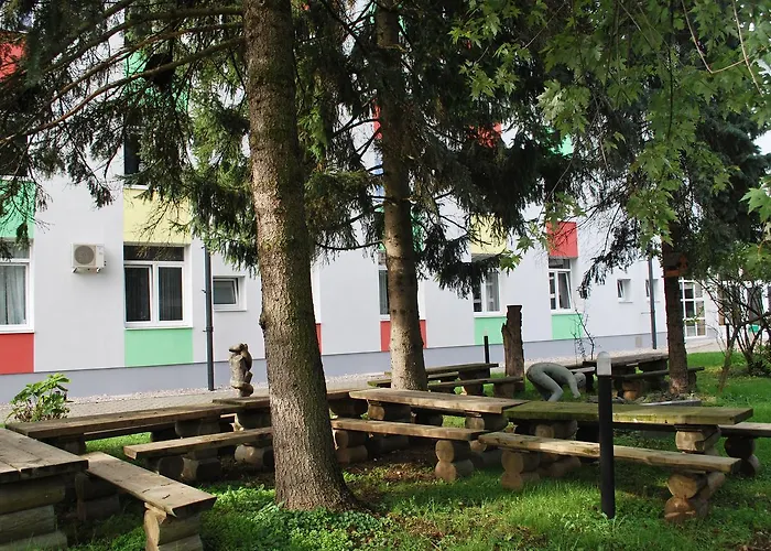 Hostel Dijaski Dom Bezigrad *